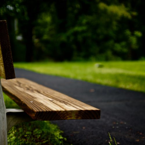 how wide is a bench seat