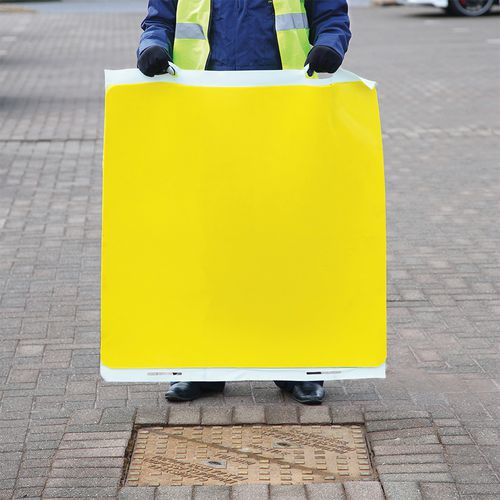 Economical drain cover with handles Manutan UK