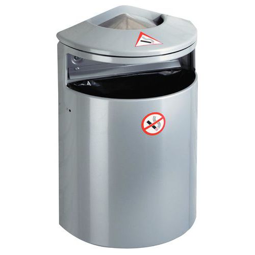 did they use real cigarettes in shameless Cigarette filled Ashtray from Channel 4's 'Shameless'