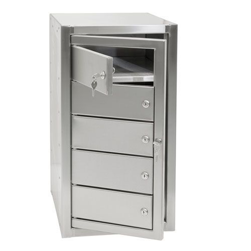 Open 900mm Stainless Steel Garment Dispenser Open 900mm Stainless Steel Garment Dispenser