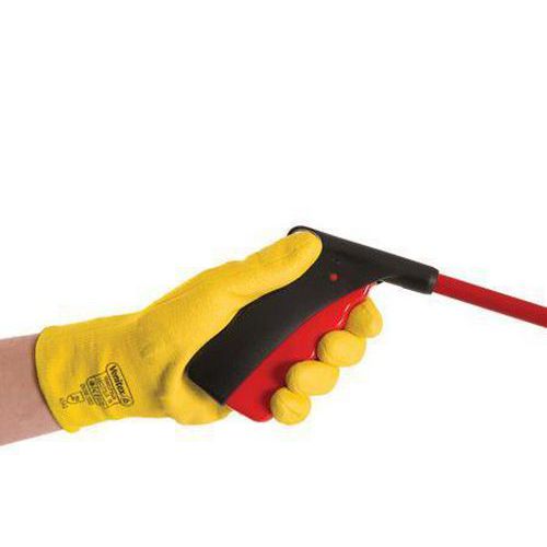 Ergonomic plastic trigger handle