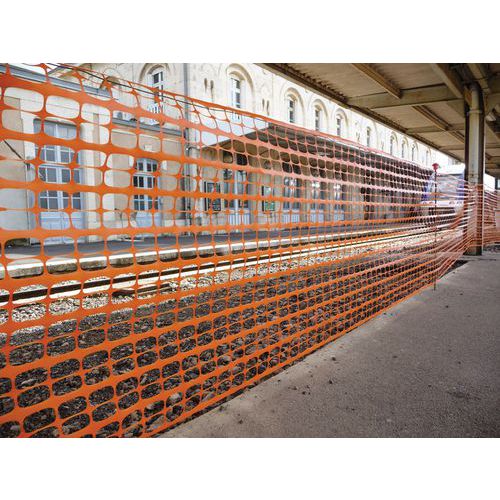 Barrier mesh fencing Manutan UK
