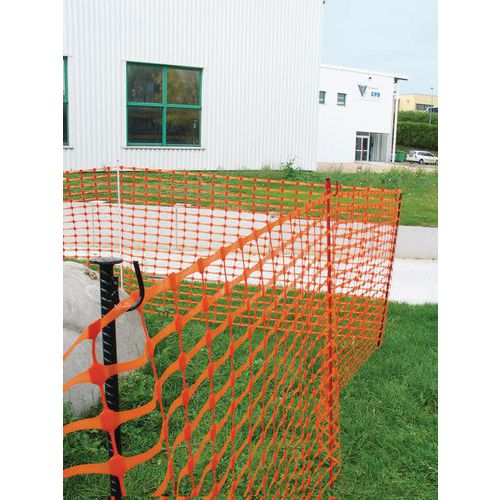 Barrier mesh fencing Manutan UK