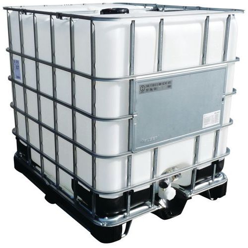 1000 liter IBC container tank mounted on plastic pallet