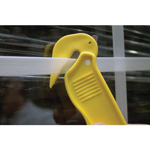 Disposable Yellow Safety Knife Pack of 25 Manutan UK